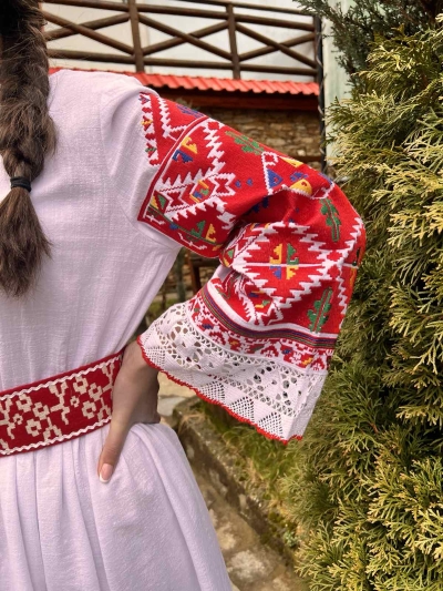 Шопска дълга риза