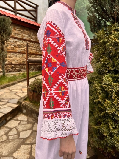 Шопска дълга риза