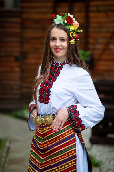 Странджанска риза с престилки